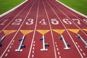 九游娱乐-中国足球产业推动“科技创新+体育”模式，打造行业新标杆，振兴中国足球产业的设计方案