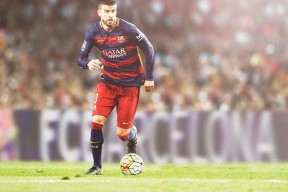 Jiu You-“体育精神：那些感人至深的比赛瞬间”，比赛中的感动作文