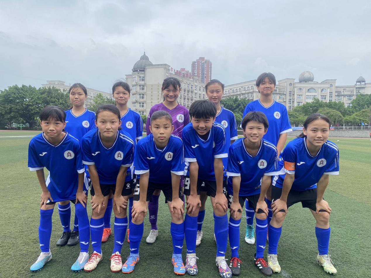 9体育-全国足球志愿者服务队伍扩大，赛场保障更贴心的简单介绍