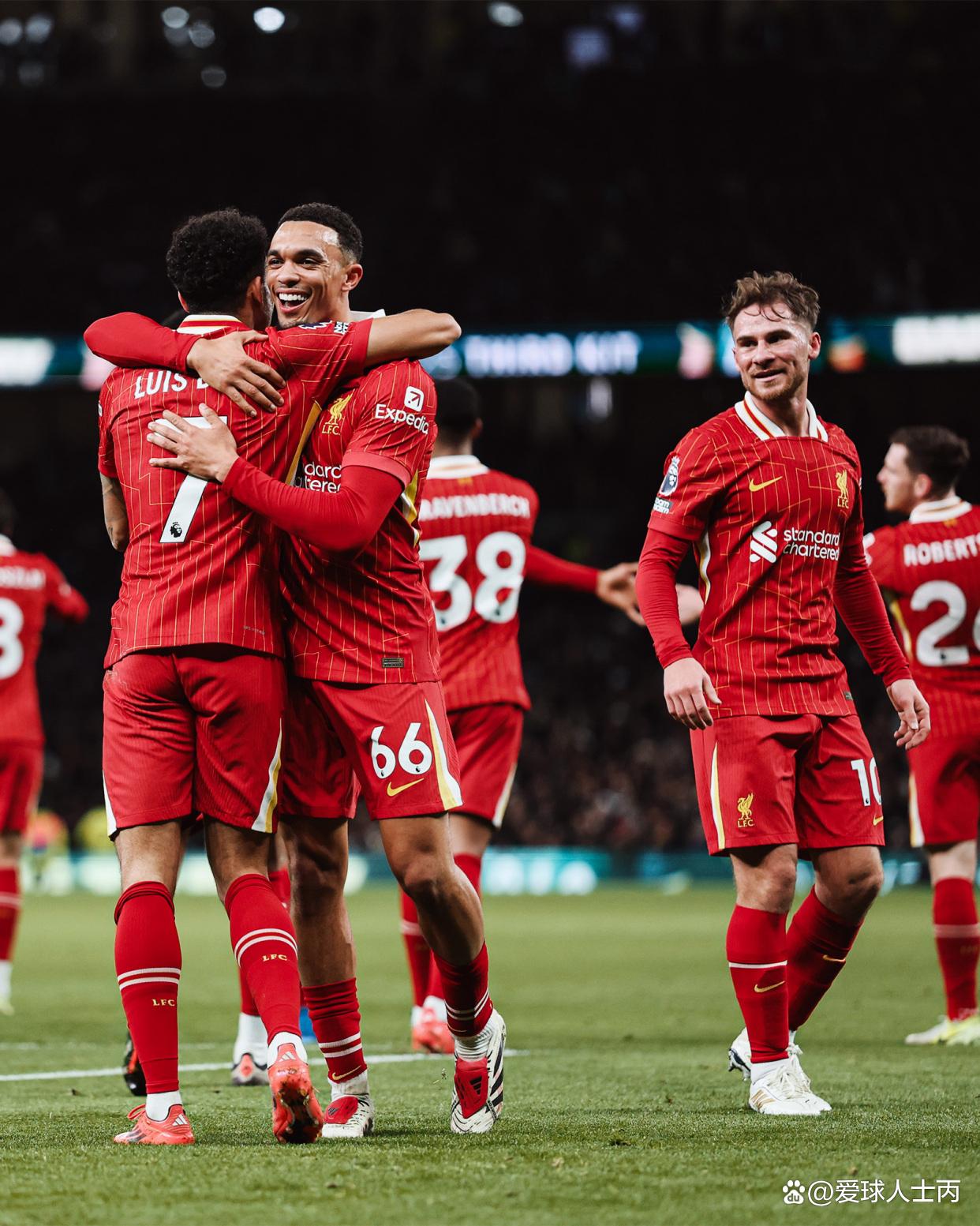 九游体育官方app-“英超激战：强队逐步锁定欧冠席位”的简单介绍