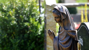 九游体育app下载-世界击剑大奖赛中国队包揽女子团体金银，世界击剑冠军